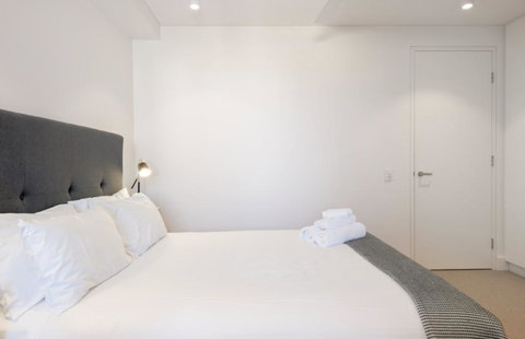 EIGHT TWO NINE TWO III: BONDI BEACH - Lismore Accommodation 2