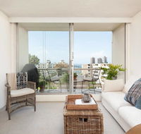 Elizabeth Bay Home with a View - Lismore Accommodation