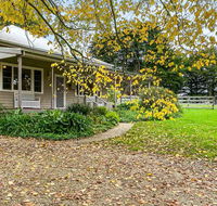 Elm Cottage - Lismore Accommodation