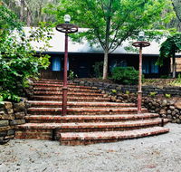 Emerald Star Cottages - Lismore Accommodation
