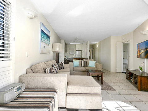 Endless Water Views In Noosaville Noosa Heads - Unit 3 Noosa Moorings, 303 Gympie Terrace - Lismore Accommodation 2