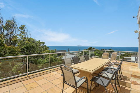 Enjoy The Views, Sunshine Beach - Lismore Accommodation 3
