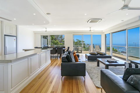 Enjoy The Views, Sunshine Beach - Lismore Accommodation 2