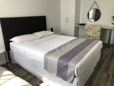 Escape On Lake - Lismore Accommodation 0