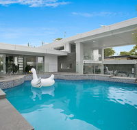 Essence of Broadbeach - Lismore Accommodation