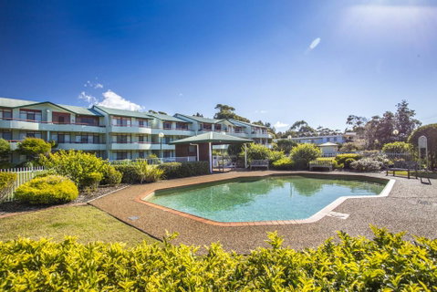 Fathoms 14 - Mollymook - Lismore Accommodation 0