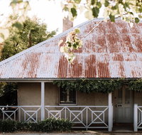 French Cottage 1854 with stunning Alfesco Garden - Lismore Accommodation