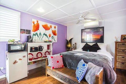 Frog Hollow - Lismore Accommodation 0