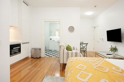 Funky Inner West Studio With Patio, 20 Min From CBD - Lismore Accommodation 1