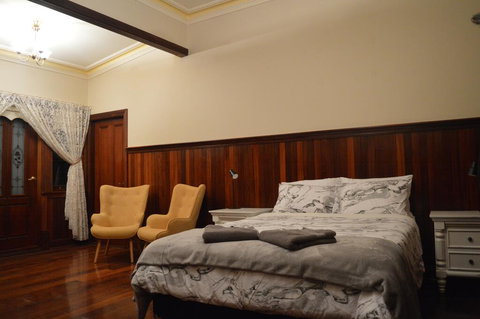 Gargoyle Lodge - Lismore Accommodation 3