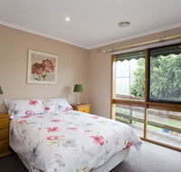 Geelong Holiday Home - Lismore Accommodation