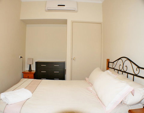 Geraldton Luxury Retreat 2 - Lismore Accommodation 3