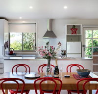Giraffe Manor - Lismore Accommodation