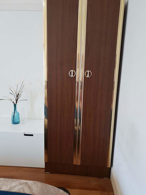 GIRLS ONLY. Large Bedroom With KING Bed, Close To Everything - Lismore Accommodation 1