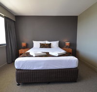 Gladstone Reef Hotel Motel - Lismore Accommodation