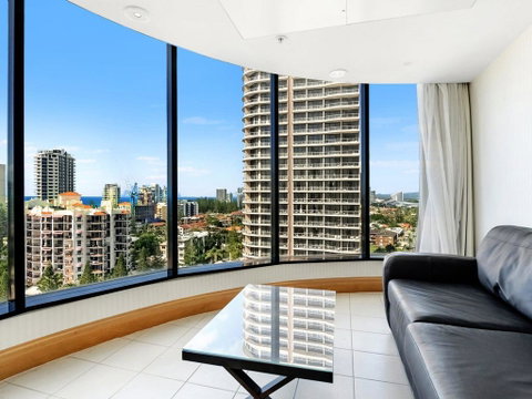 Gold Tower In The Oaks Hotel Surfers Paradise - 1020 - Lismore Accommodation 3
