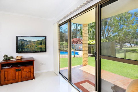 Golden Shores Unit 1, 21 Landsborough Parade - Lismore Accommodation 2