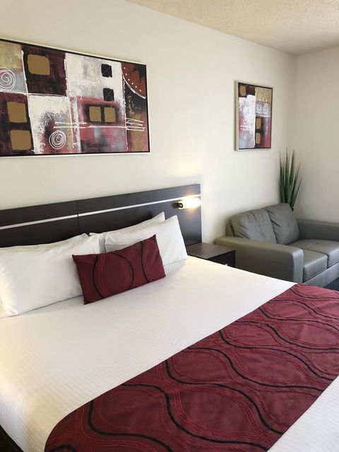 Golden West Motor Inn - Lismore Accommodation 1