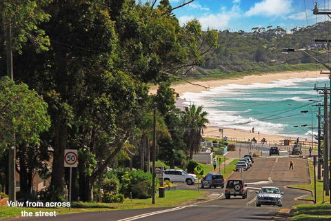GOLF 39 MOLLYMOOK BEACH - Lismore Accommodation 0