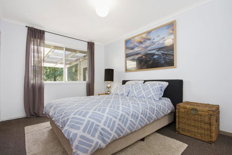 Golfers Getaway Mollymook Augusta Place 14/13-15 - Lismore Accommodation 3