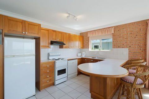 Grand Pacific 1 Unit 1 - Lismore Accommodation 3