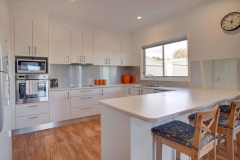 Grey On The Bay - Lismore Accommodation 3