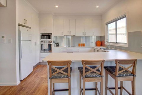 Grey On The Bay - Lismore Accommodation 2