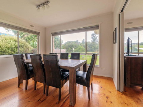 HAKUNA MATATA (No Worries) - Lismore Accommodation 2