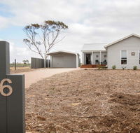 Happy Hours - Lismore Accommodation