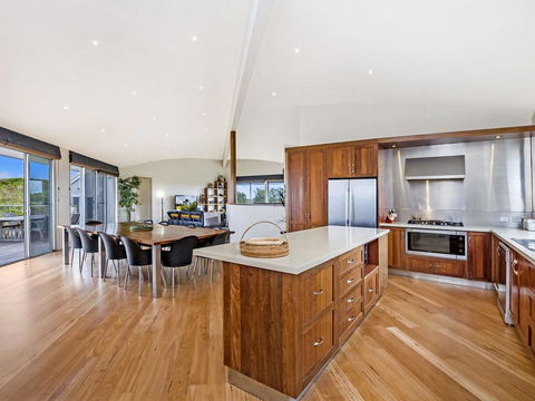 HEARN'S BEACH HOUSE - Lismore Accommodation 2