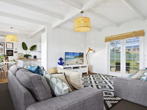 Hola De Mar - Hello From The Sea - Lismore Accommodation 0