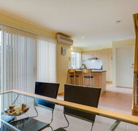 Holidays at Hollydene - Lismore Accommodation