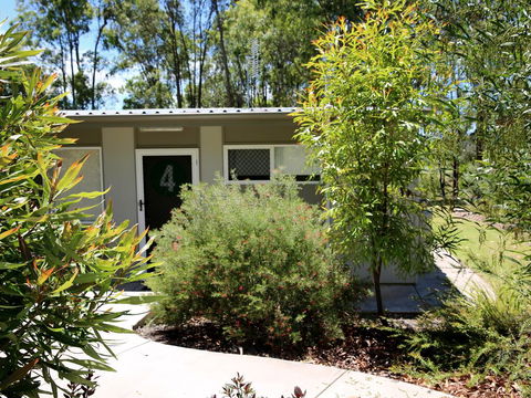 Honeybee - Country Accommodation - Lismore Accommodation 1