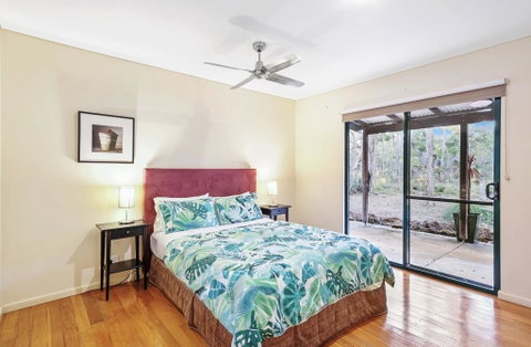 Island Brook Estate Winery And Chalets - Lismore Accommodation 3