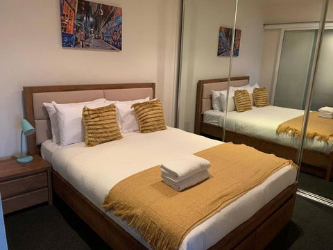JOLI Opposite MCG And Botanical Gardens - Lismore Accommodation 2