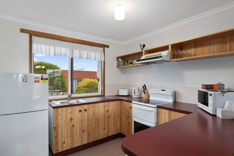 Josie Villa - Beautiful West Burnie: Long Or Short Term - Lismore Accommodation 3