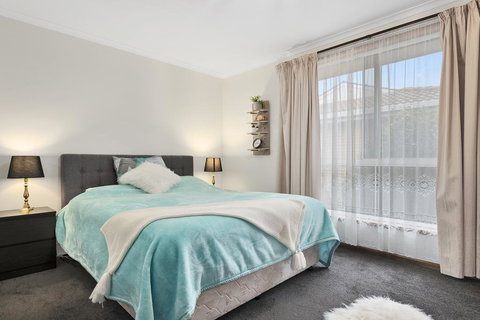 Josie Villa - Beautiful West Burnie: Long Or Short Term - Lismore Accommodation 0