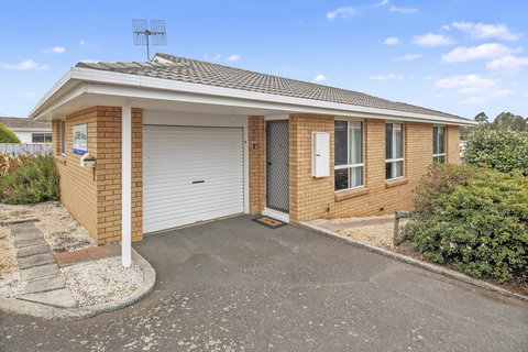 Josie Villa - Beautiful West Burnie: Long Or Short Term - Lismore Accommodation 1