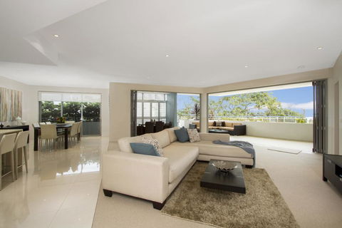 KINGSCLIFF OCEAN VIEW TERRACE BY THE FIGTREE 5 - Lismore Accommodation 0