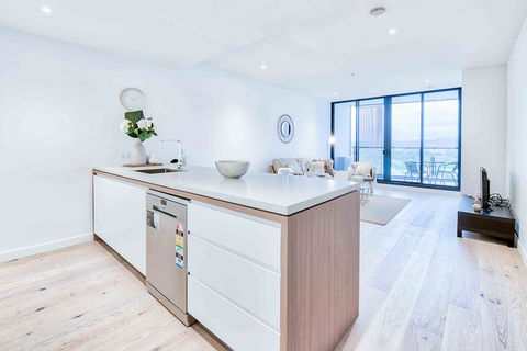 KOZYGURU FORTITUDE VALLEY HIGH LEVEL 2 BED APT + FREE PARKING QFV179-2612 - Lismore Accommodation 1
