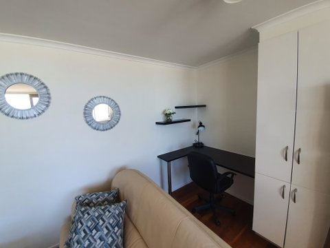 Kupari Surfers Paradise - Lismore Accommodation 1