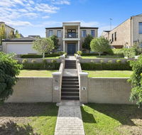 Kyeema Executive 50 - Lismore Accommodation