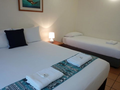Lake Central Cairns - Lismore Accommodation 0