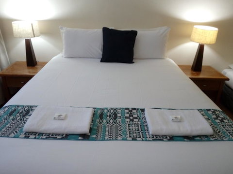 Lake Central Cairns - Lismore Accommodation 3