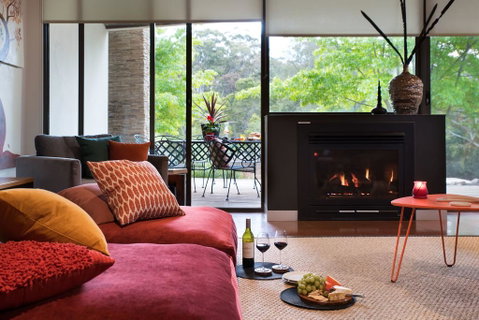 Lake Daylesford Lodge 5 - Lismore Accommodation 1