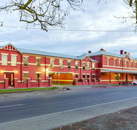 Lake Inn - Ballarat - Lismore Accommodation
