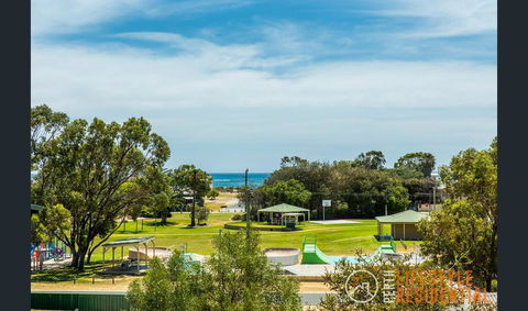 Lancelin Home With Beach And Park Views - Lismore Accommodation 0