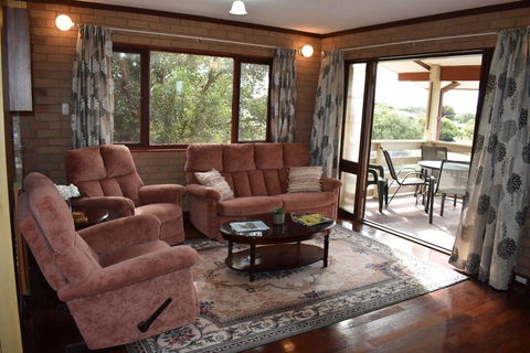 Lancelin Home With Beach And Park Views - Lismore Accommodation 3