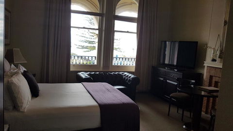 Largs Pier Hotel - Lismore Accommodation 2