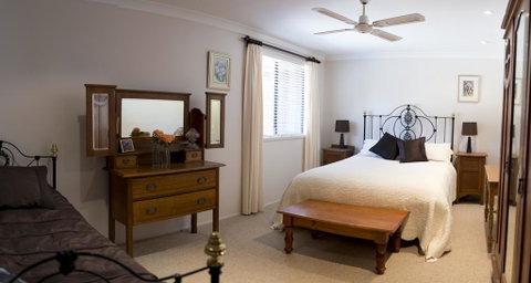 Leo's Rest Bathurst NSW - Lismore Accommodation 1